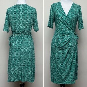 Motherhood Maternity Wrap Dress Green Geometric Print Size Small